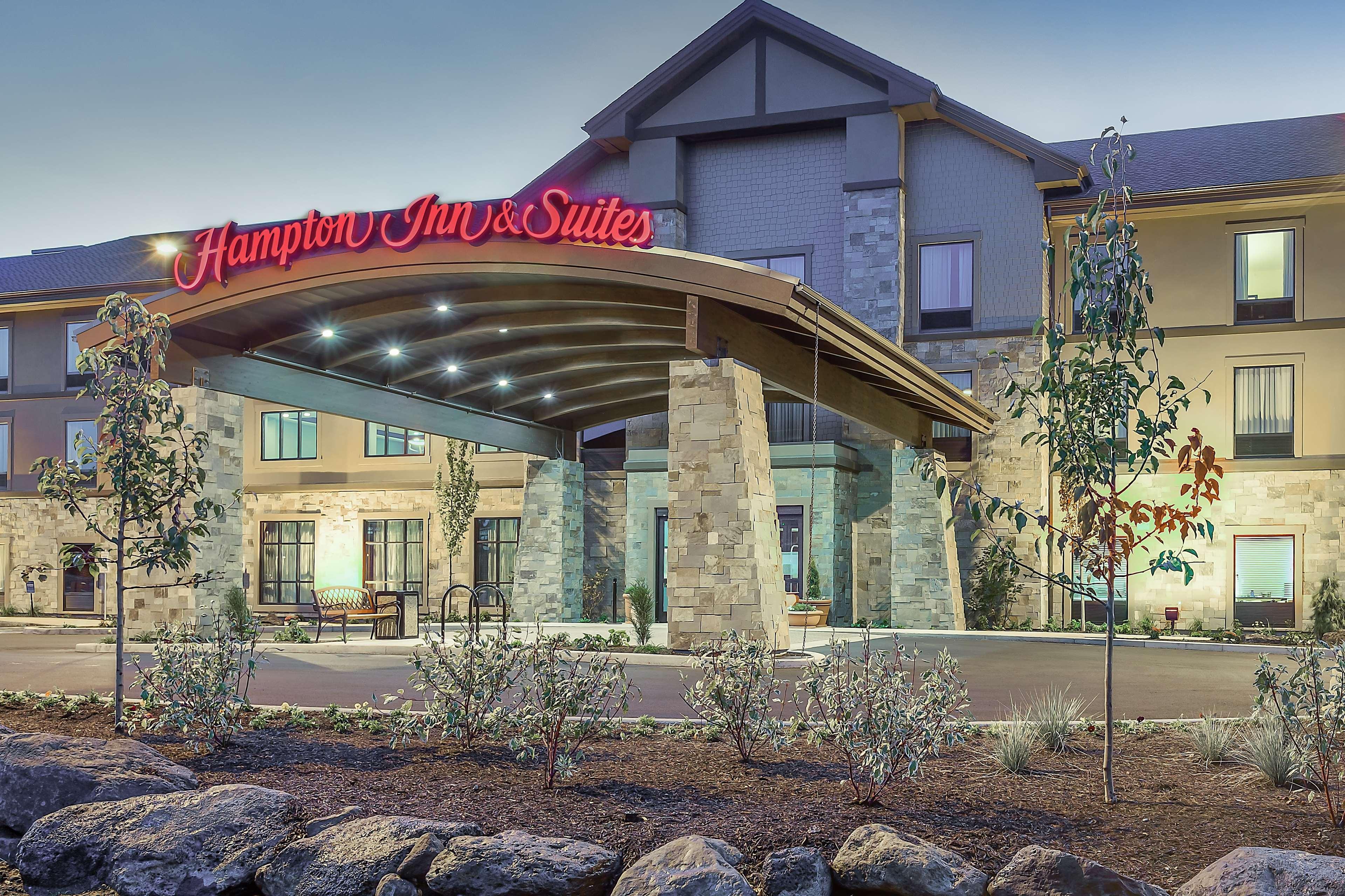Hampton Inn & Suites Bend Esterno foto
