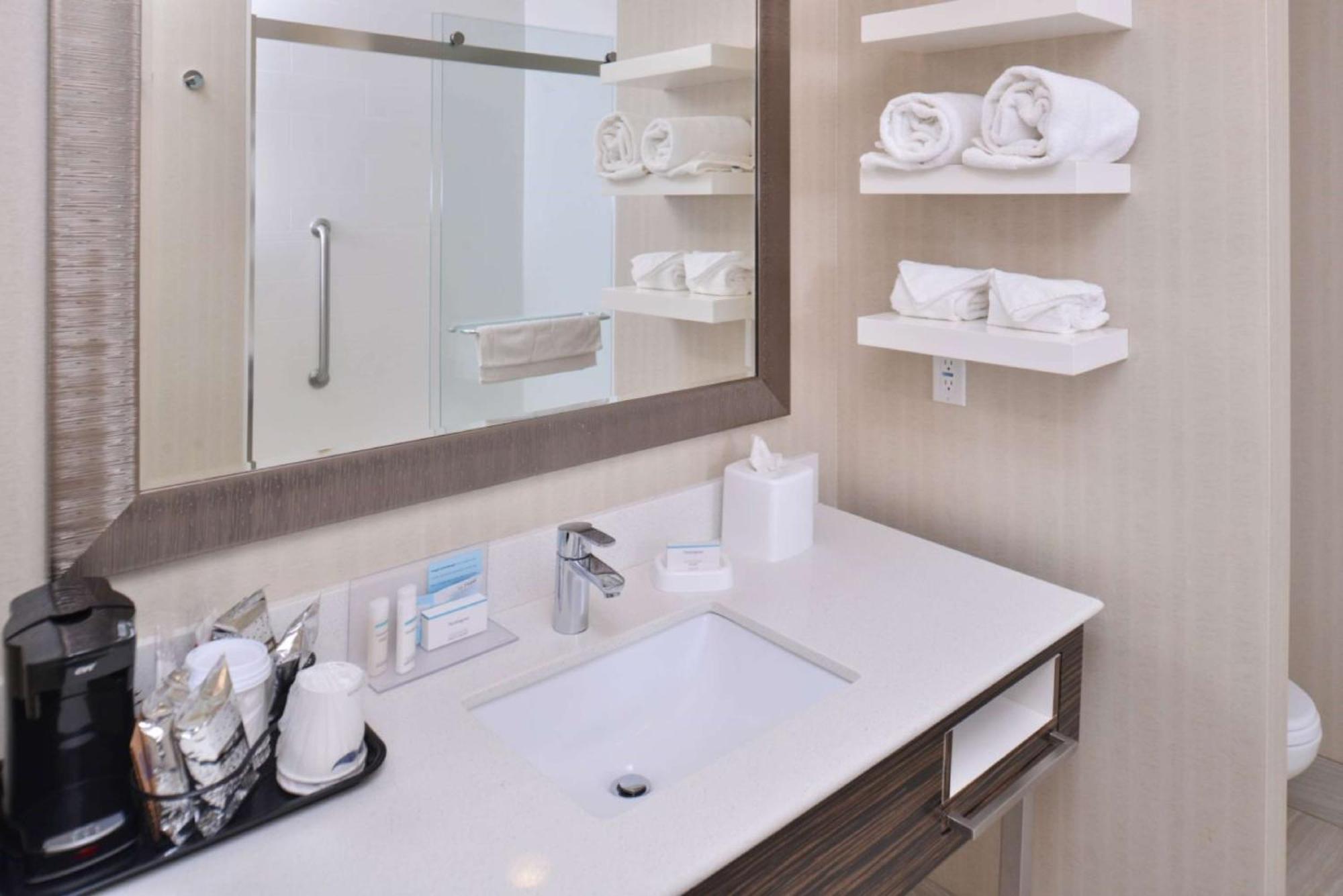 Hampton Inn & Suites Bend Esterno foto